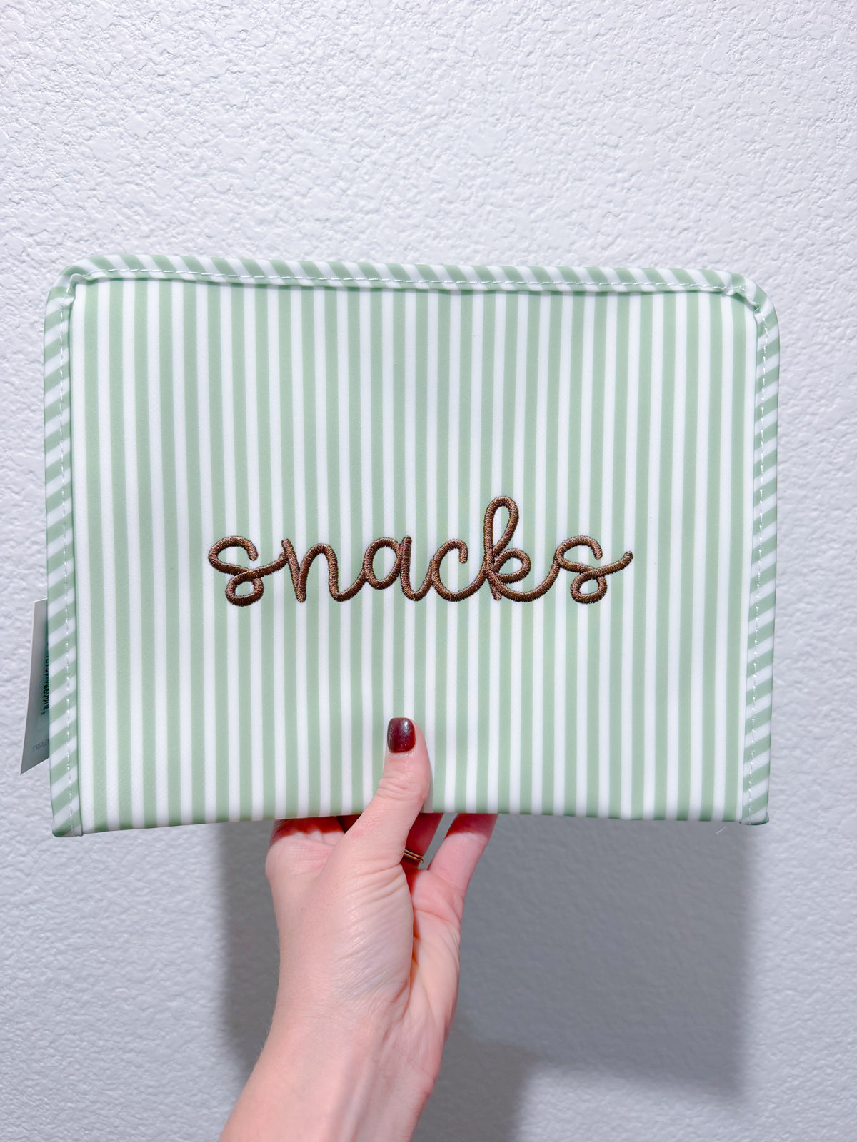 “Snacks” Ready To Ship Large Roadie